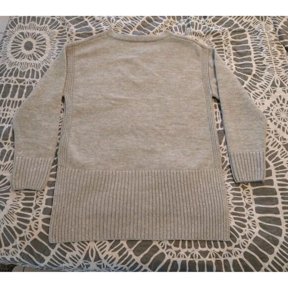 Loft Ann Taylor Thick Gray Cross V-neck Winter Sweater Size XL - Picture 8 of 8